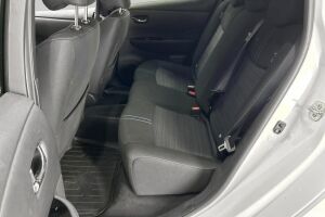 Nissan Leaf esikatselu 10
