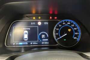 Nissan Leaf esikatselu 14