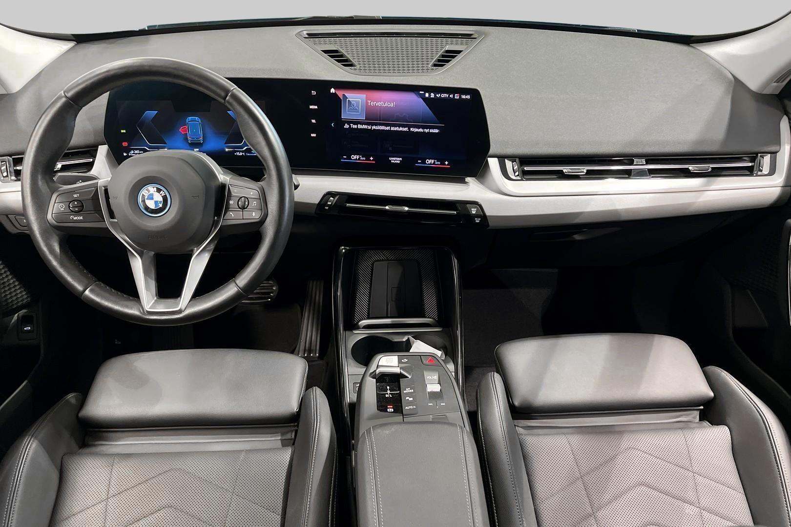 BMW X1 iso kuva 10