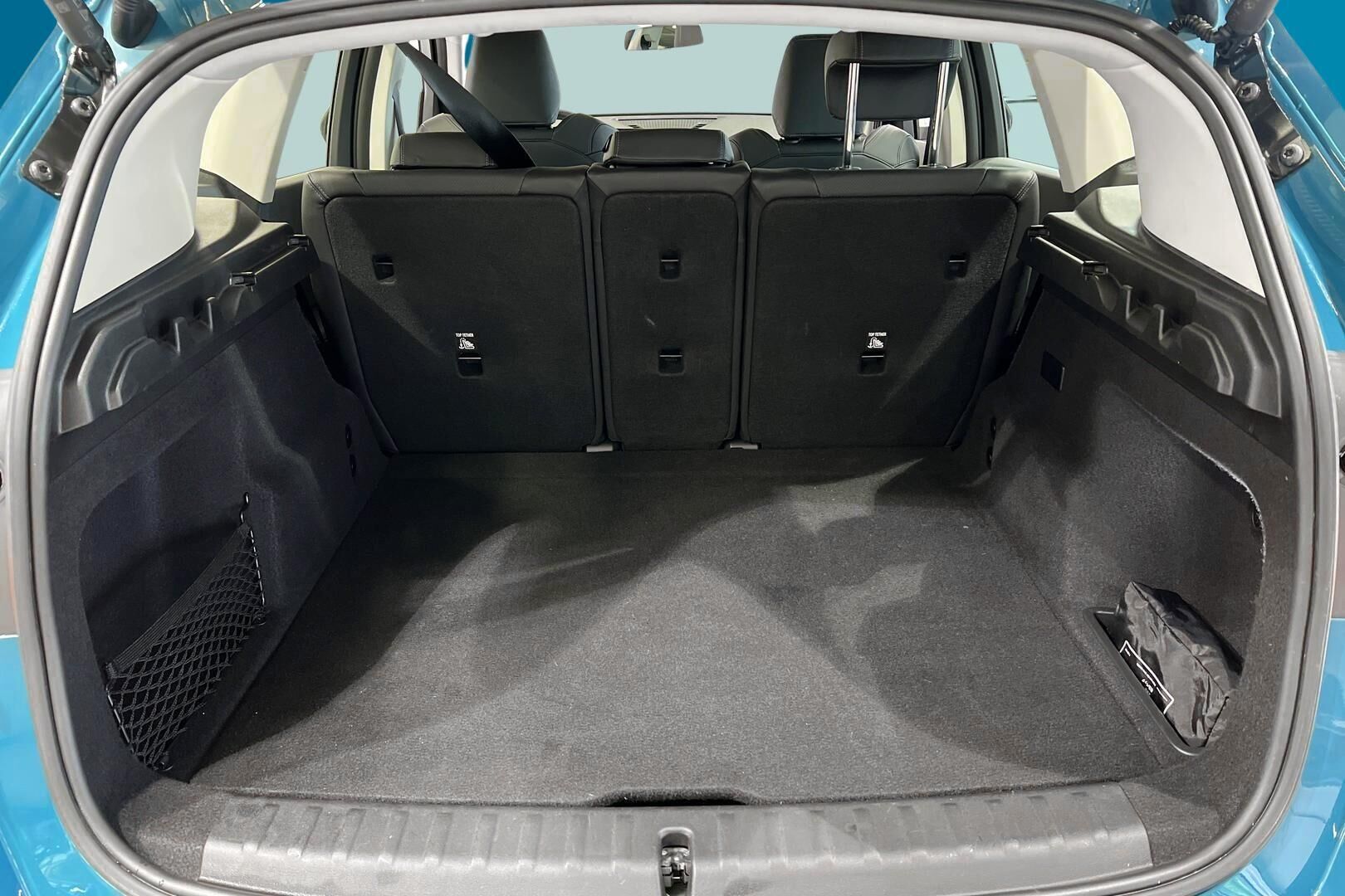 BMW X1 iso kuva 11