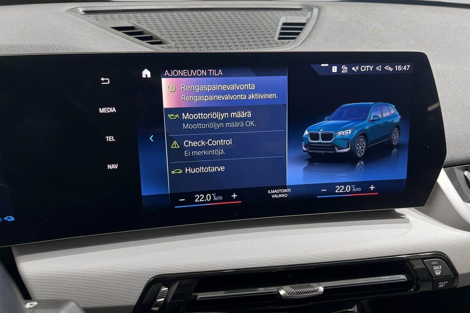 BMW X1 iso kuva 16