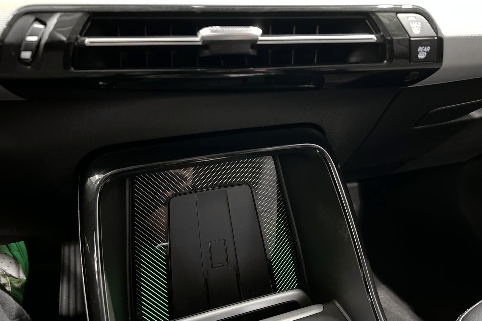 BMW X1 iso kuva 20