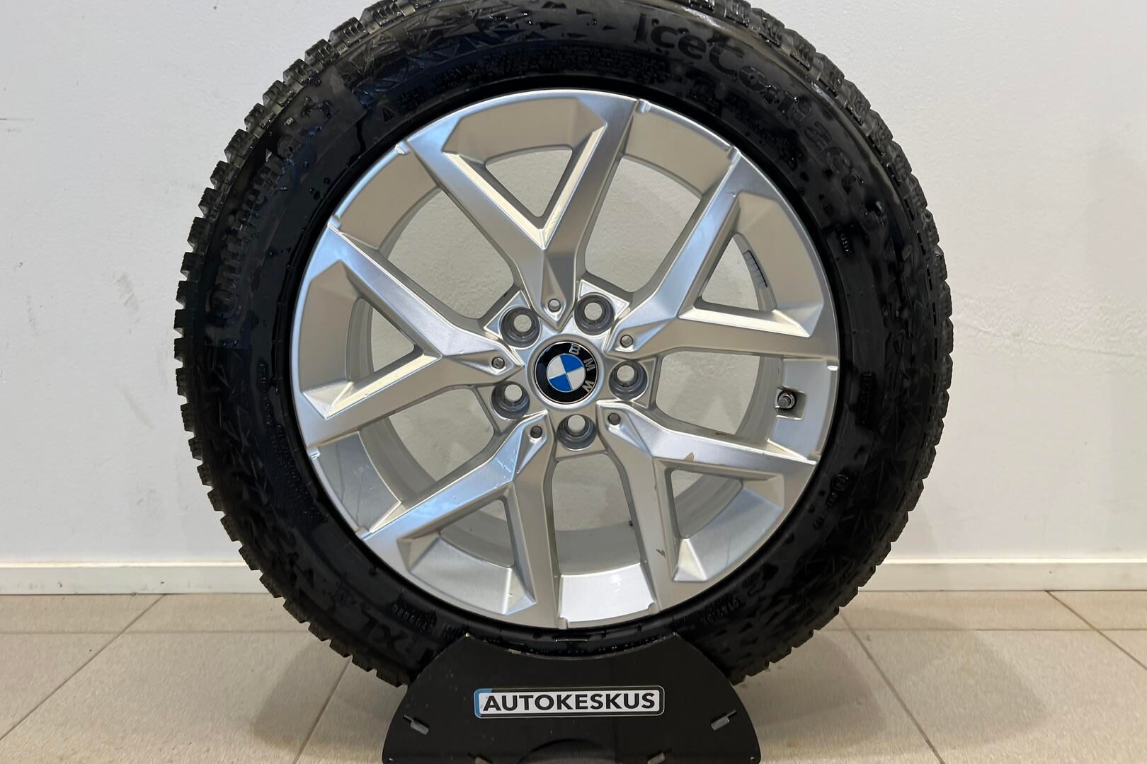 BMW X1 iso kuva 30