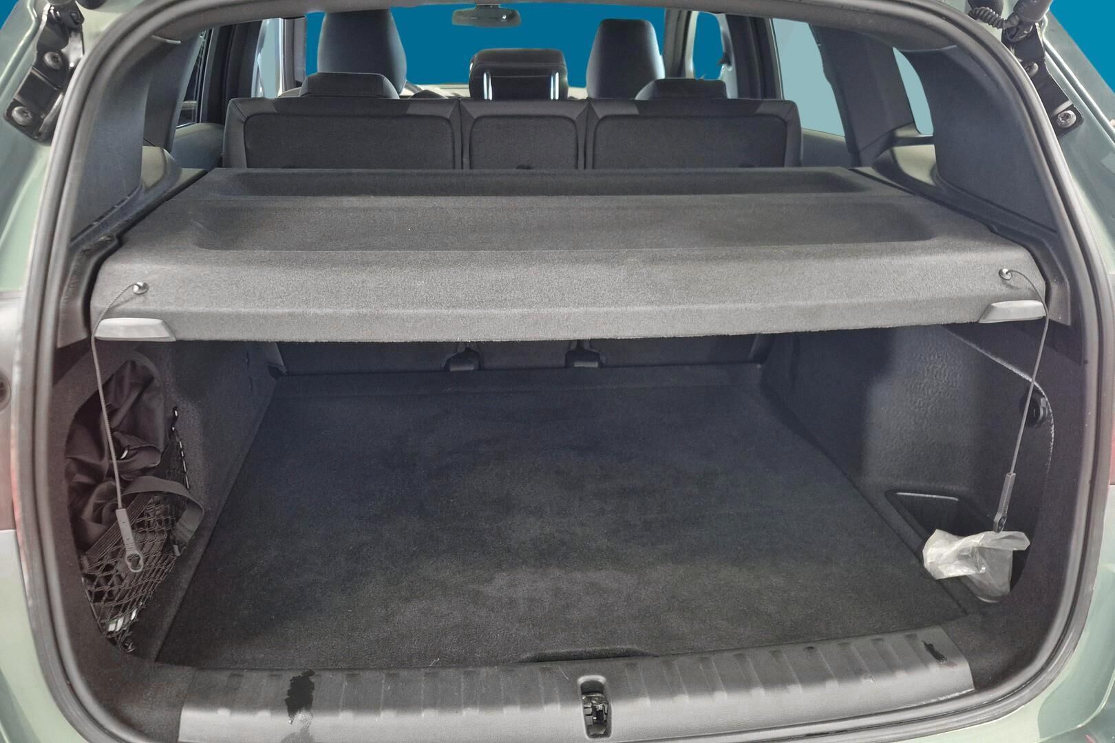 BMW X1 iso kuva 11