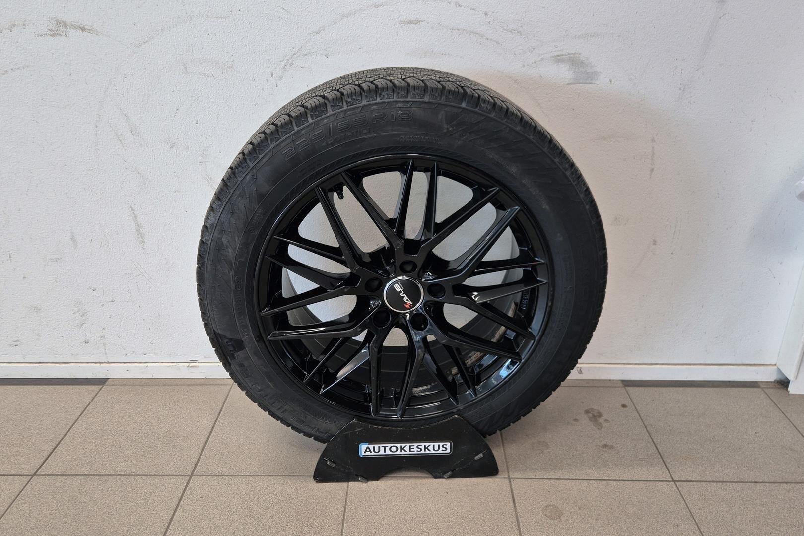 BMW X1 iso kuva 21
