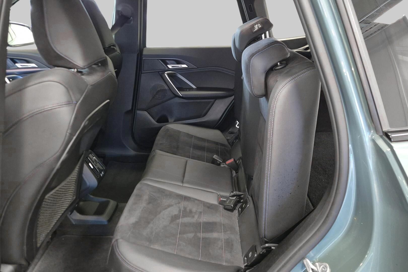 BMW X1 iso kuva 9