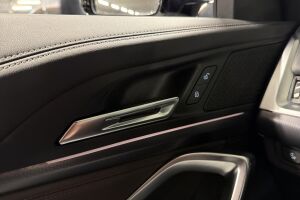 BMW X1 esikatselu 21
