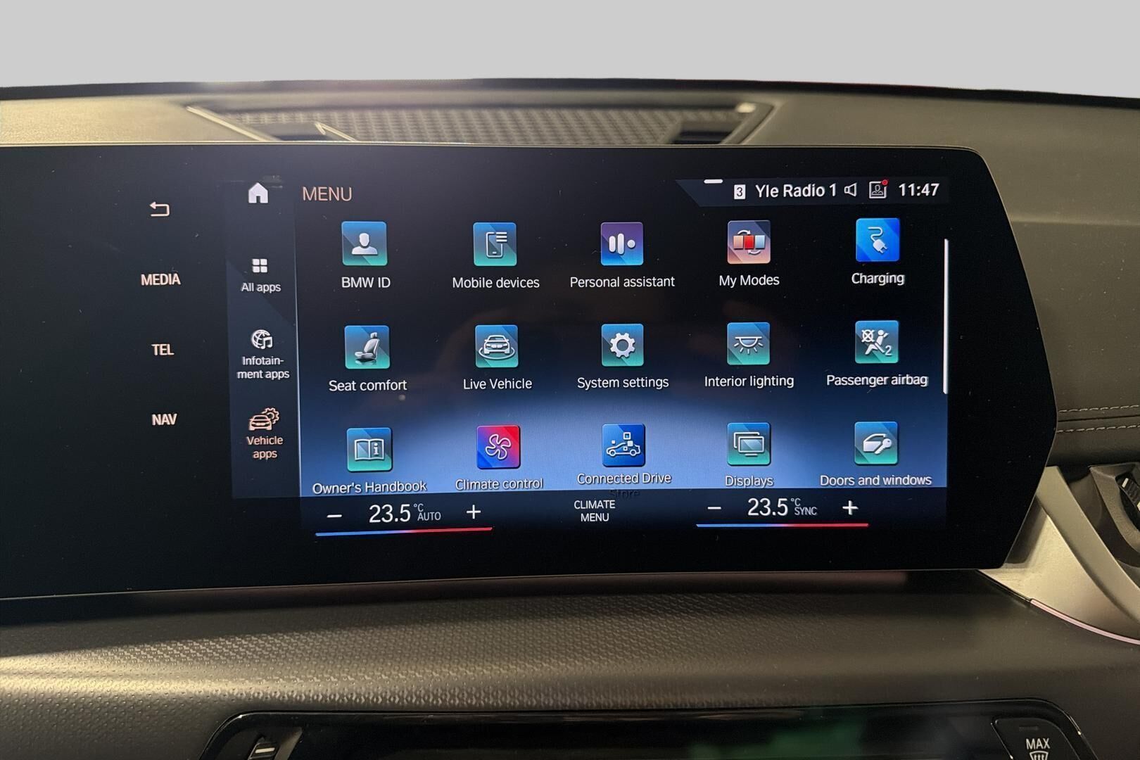 BMW X1 iso kuva 29