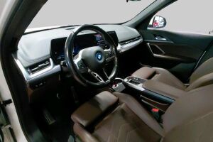 BMW X1 esikatselu 4