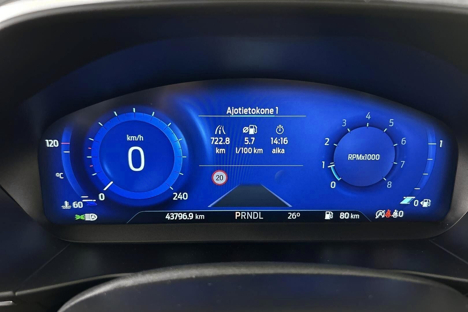 Ford Focus iso kuva 13