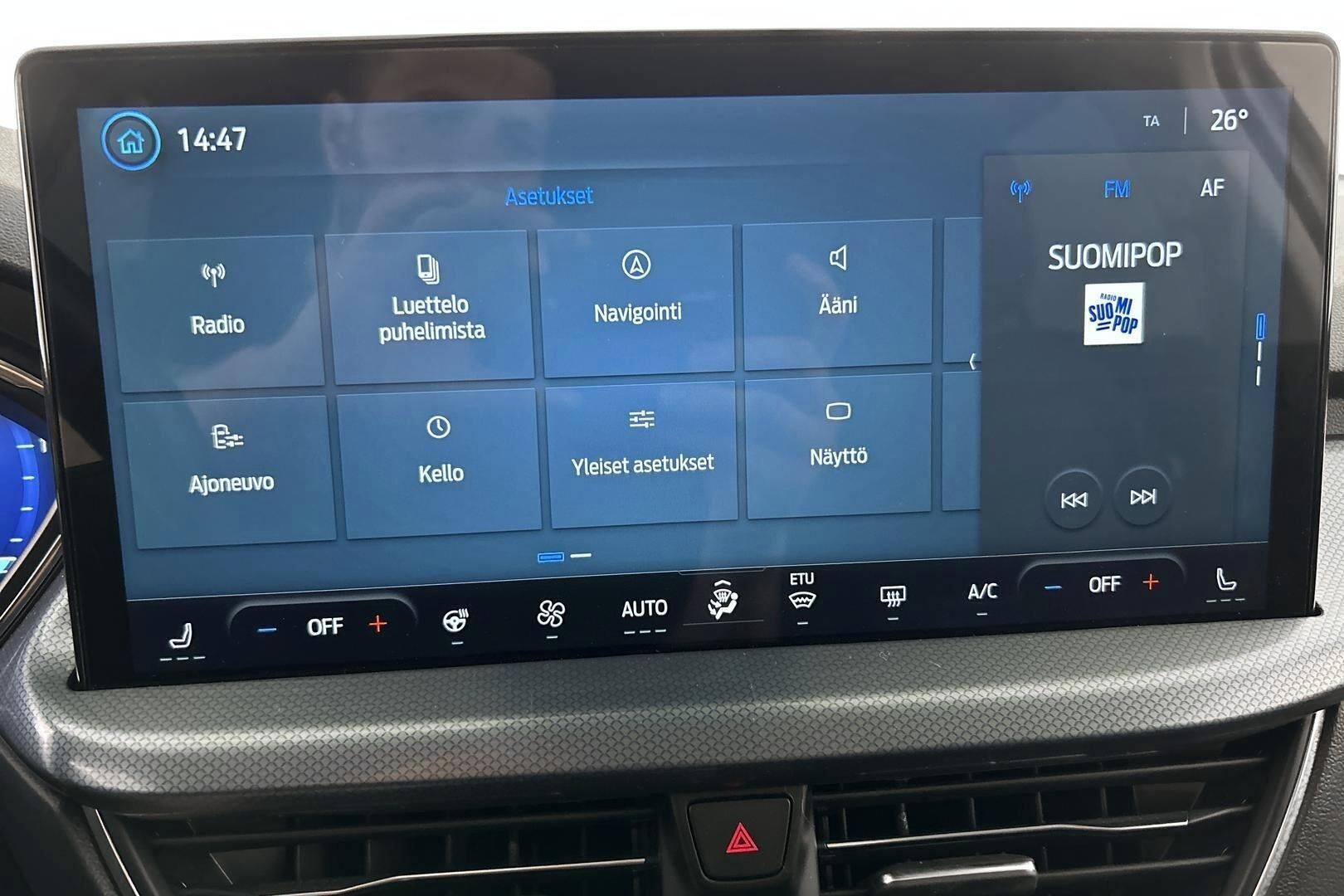 Ford Focus iso kuva 15