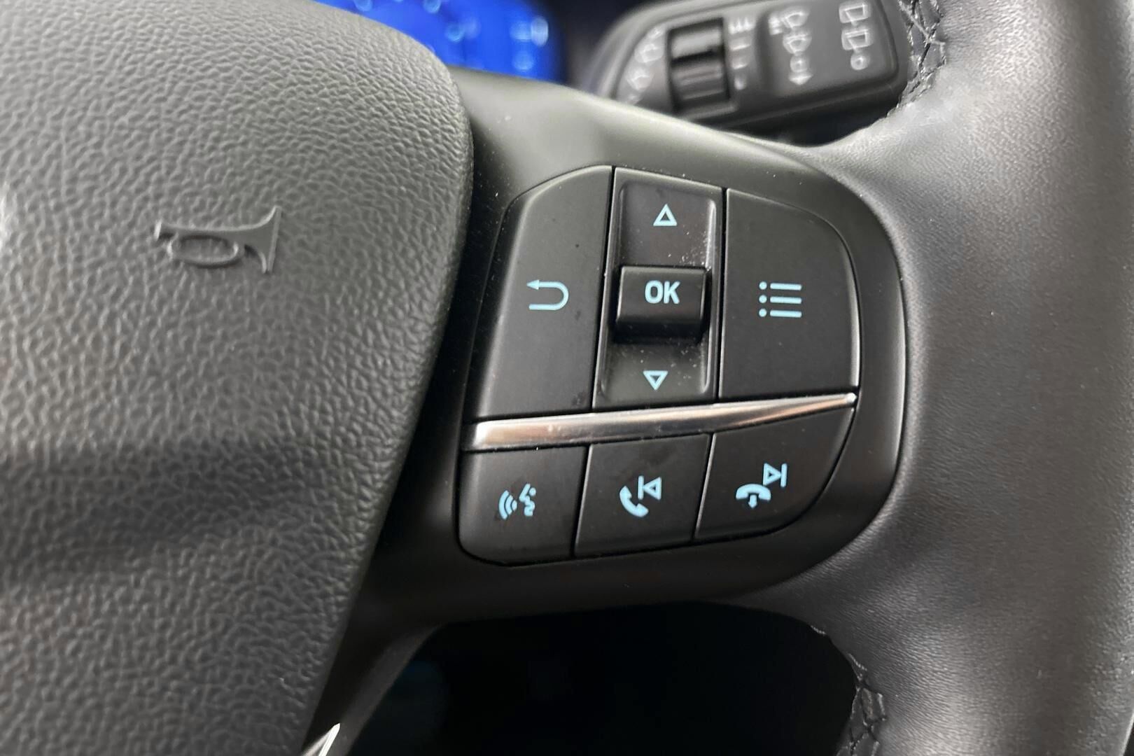 Ford Focus iso kuva 22