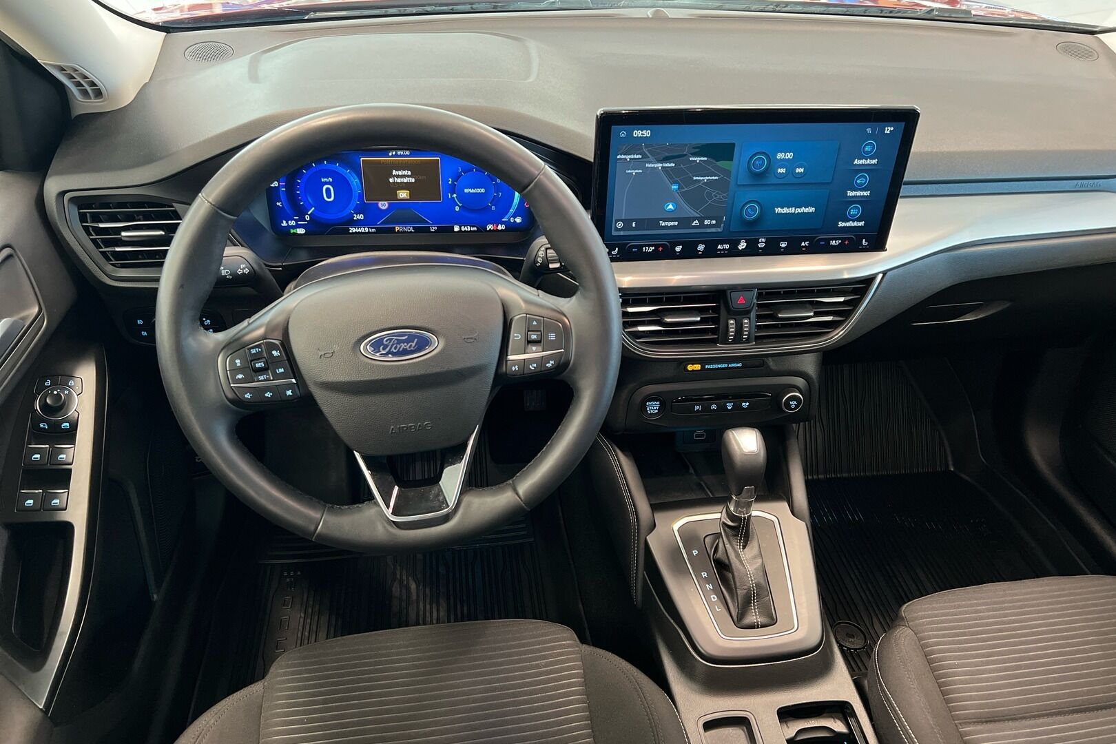 Ford Focus iso kuva 14