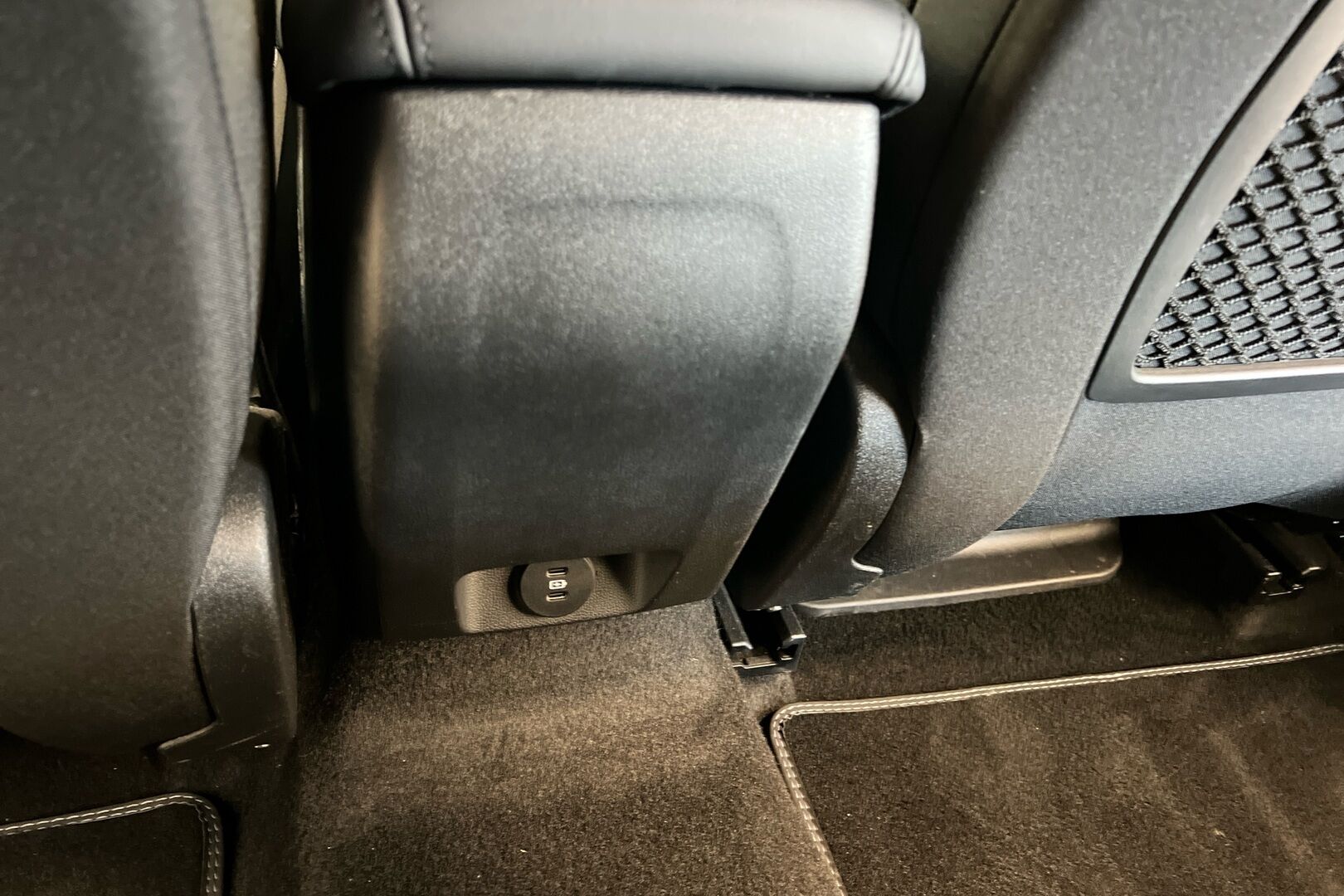 Ford Focus iso kuva 21