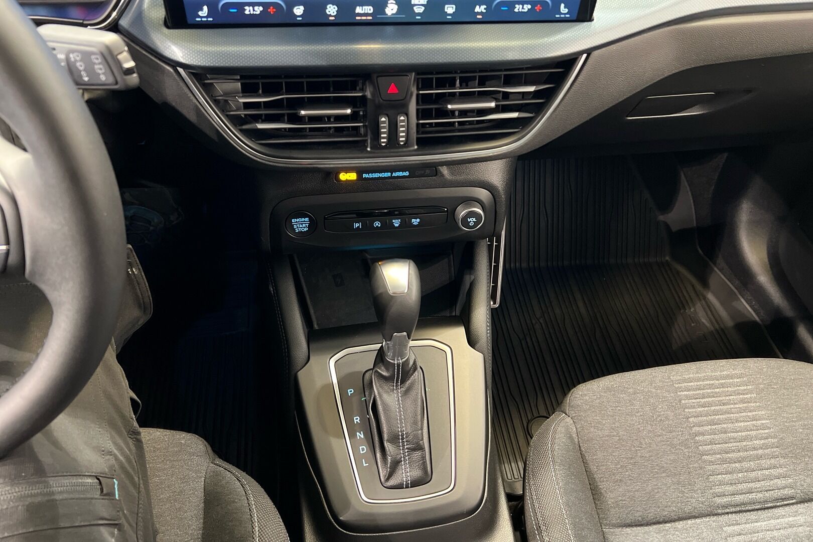 Ford Focus iso kuva 19