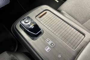 Nissan Ariya esikatselu 16