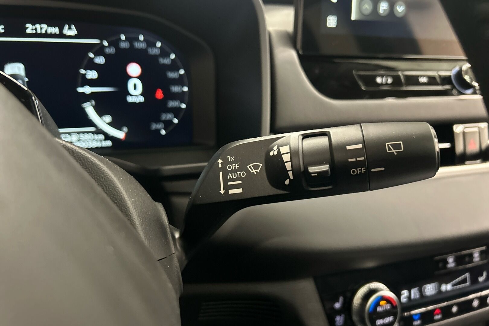 Mitsubishi Outlander iso kuva 20