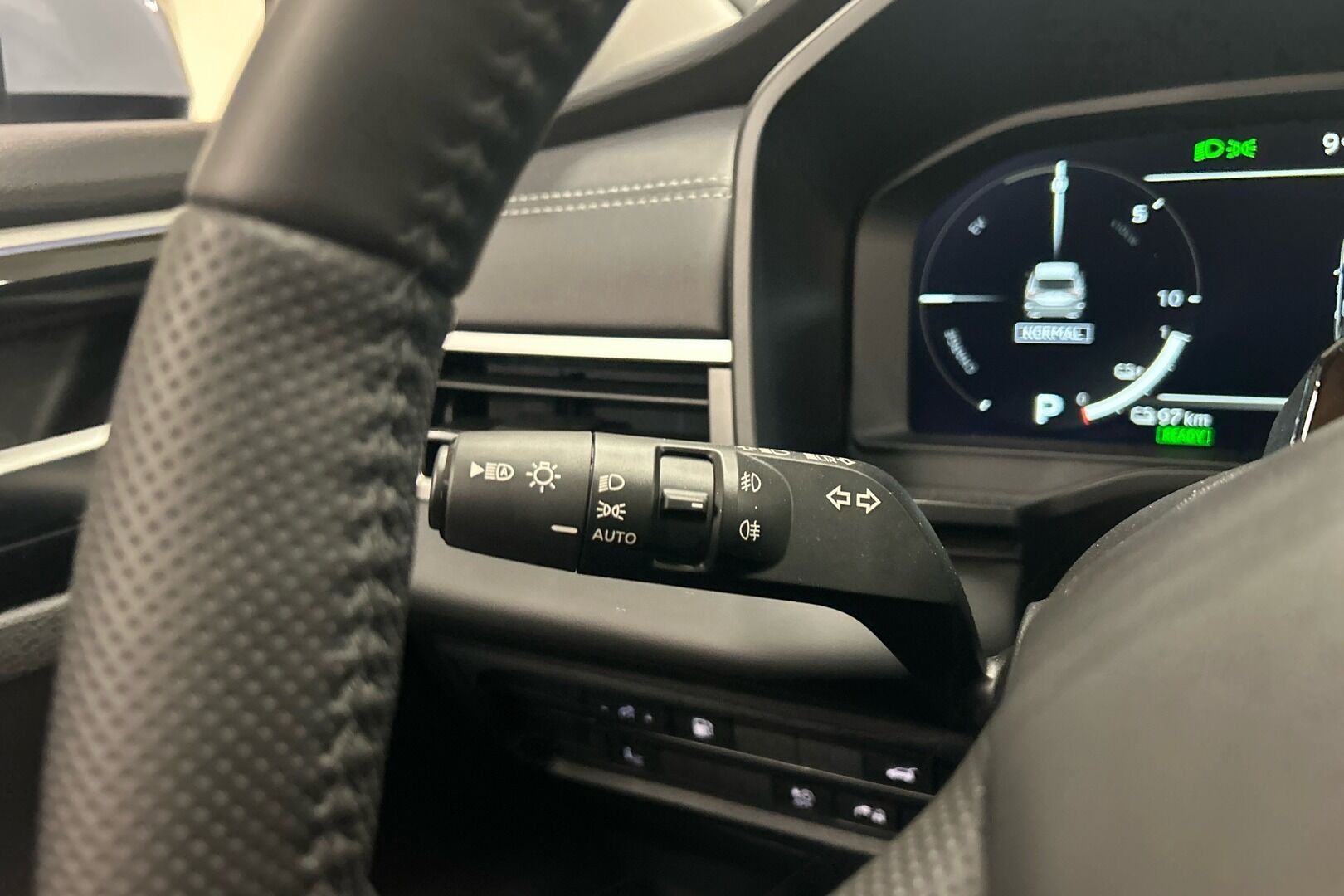 Mitsubishi Outlander iso kuva 22