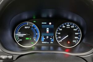 Mitsubishi Eclipse Cross esikatselu 12