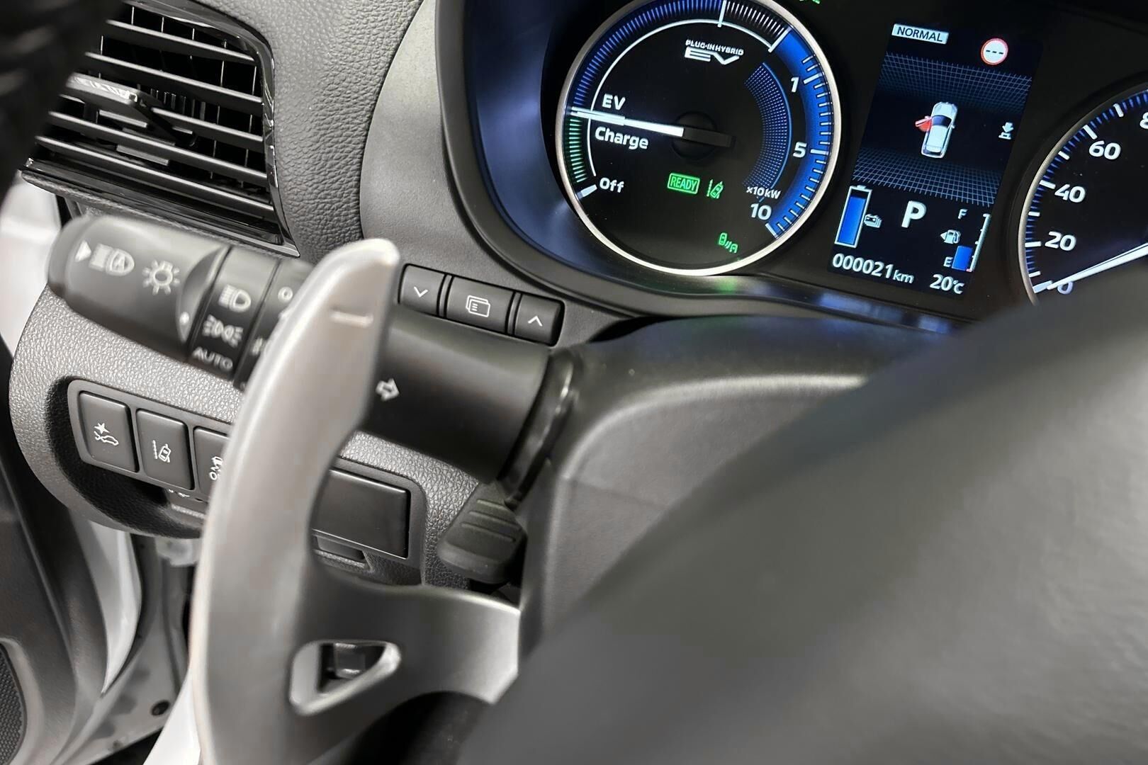 Mitsubishi Eclipse Cross iso kuva 22
