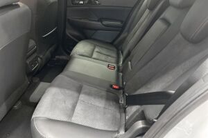 Mitsubishi Eclipse Cross esikatselu 8