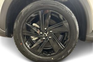 Mitsubishi Eclipse Cross esikatselu 11