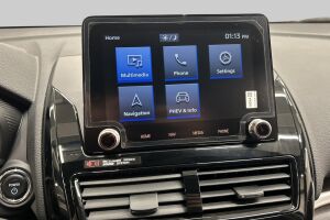 Mitsubishi Eclipse Cross esikatselu 13