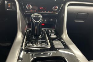 Mitsubishi Eclipse Cross esikatselu 16