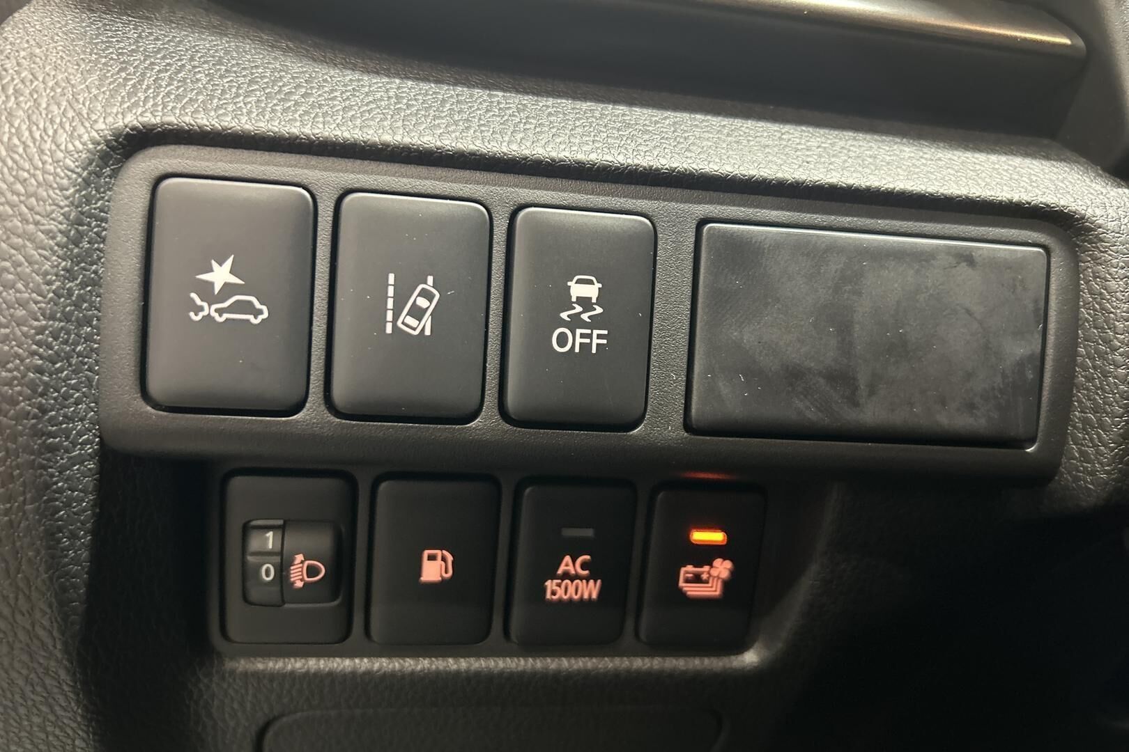 Mitsubishi Eclipse Cross iso kuva 20