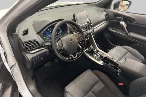 Mitsubishi Eclipse Cross esikatselu 7