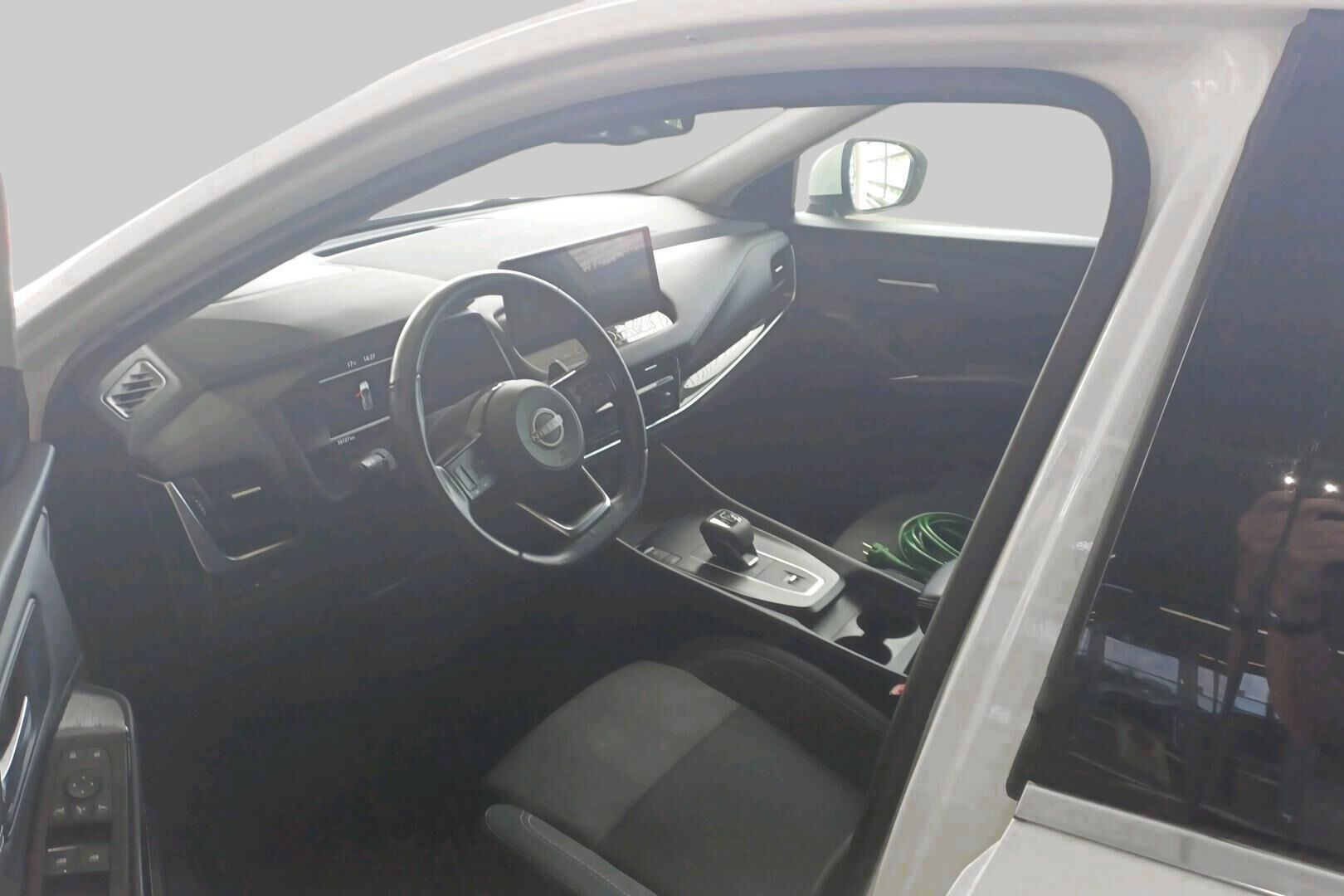 Nissan Qashqai iso kuva 2