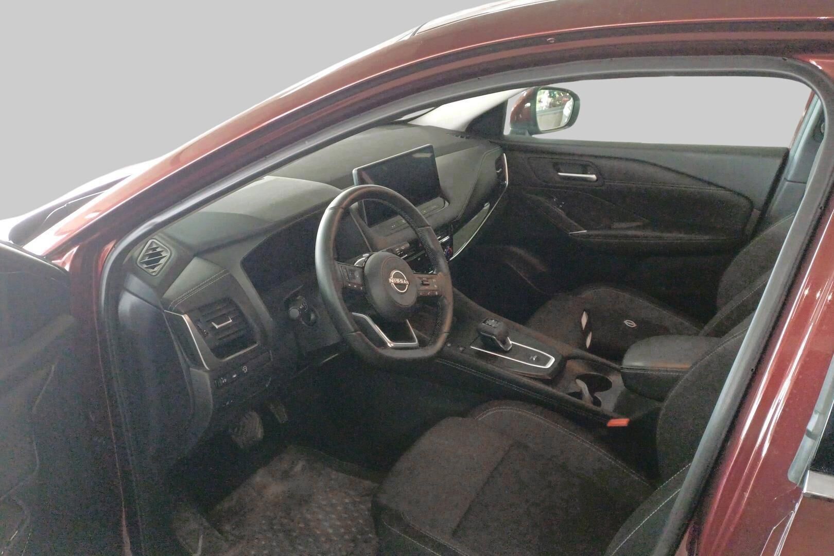 Nissan Qashqai iso kuva 2