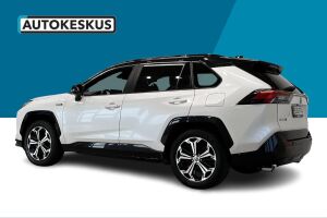 Toyota RAV4 Plug-in esikatselu 7