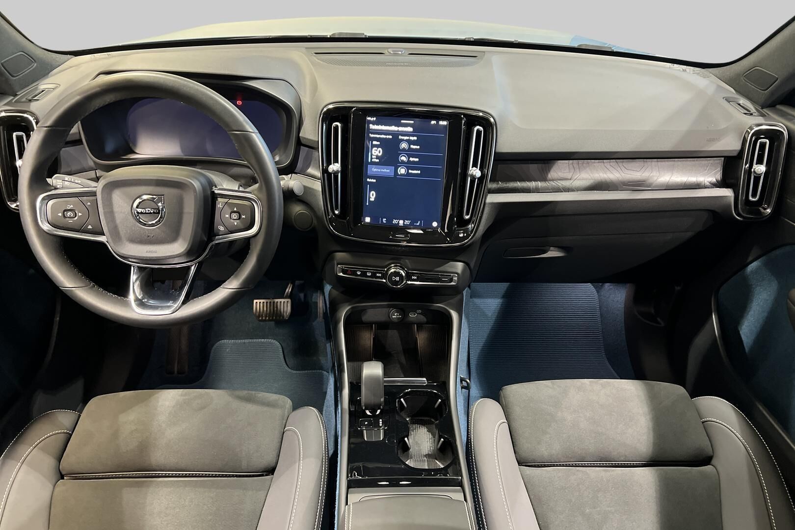 Volvo C40 iso kuva 11