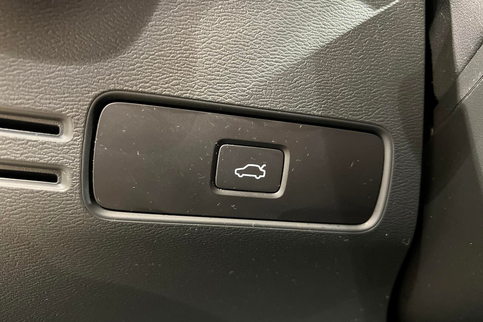Volvo C40 iso kuva 29