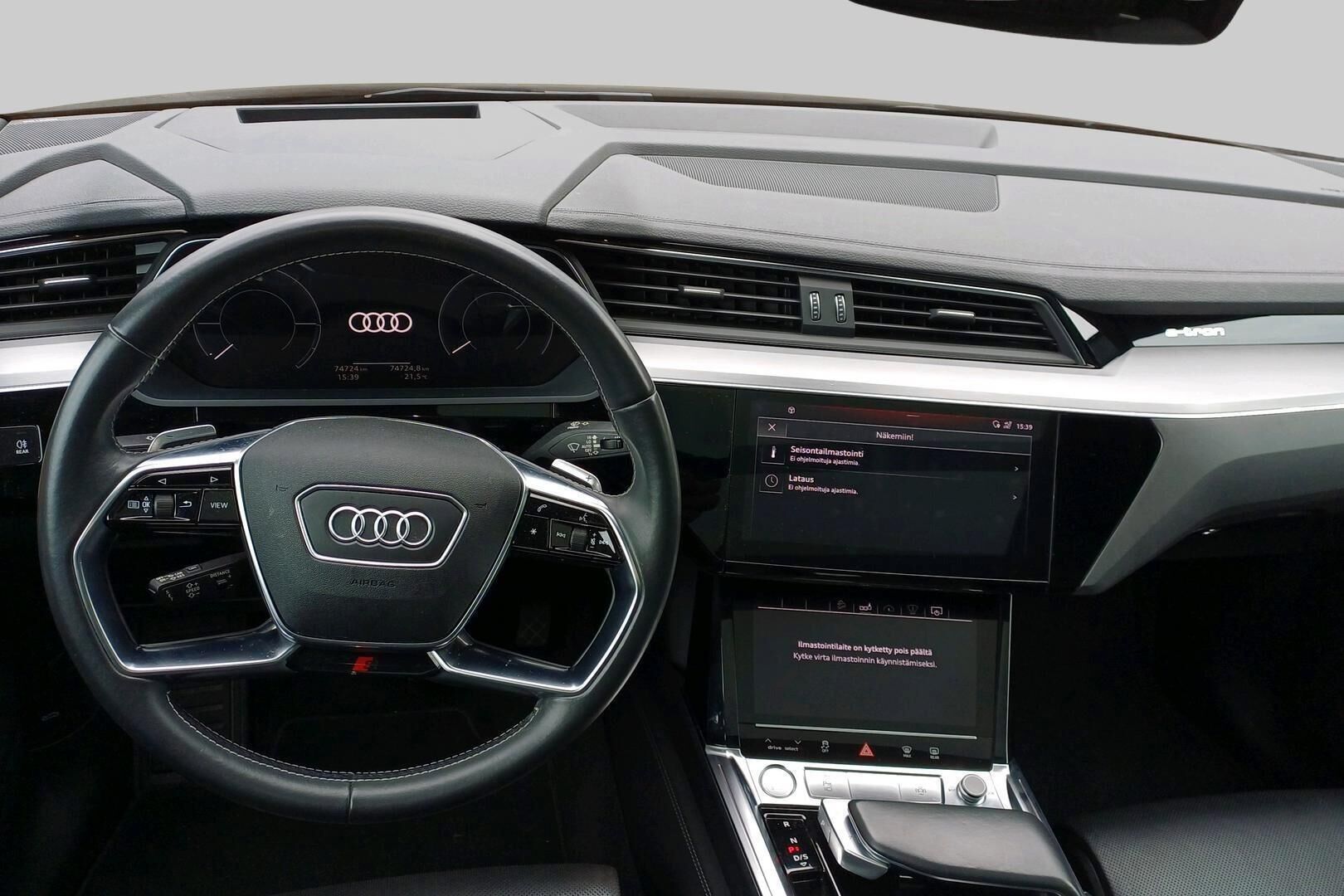 Audi e-tron iso kuva 3