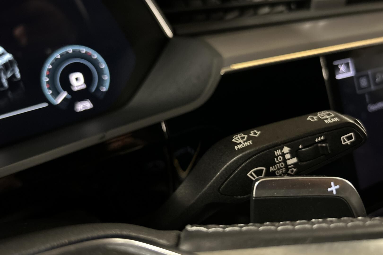 Audi e-tron iso kuva 37