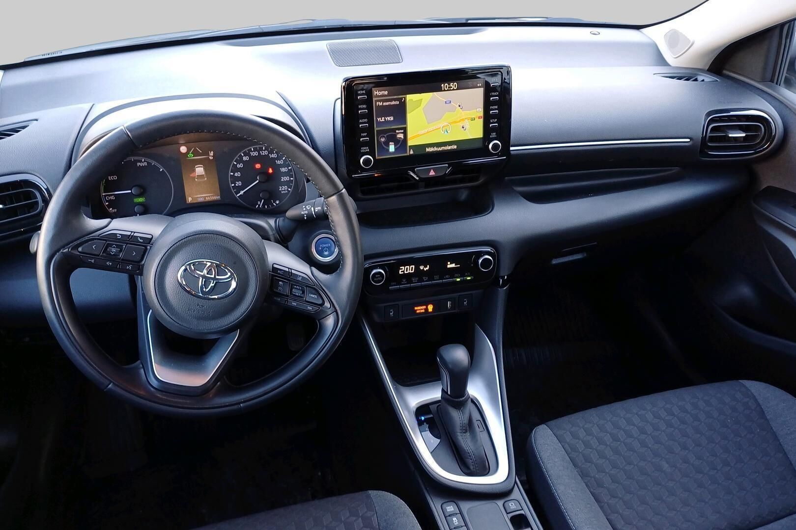 Toyota Yaris iso kuva 1