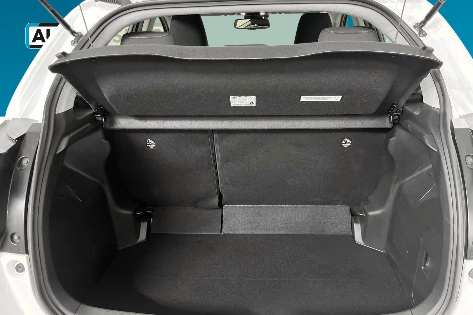 Toyota Yaris iso kuva 10
