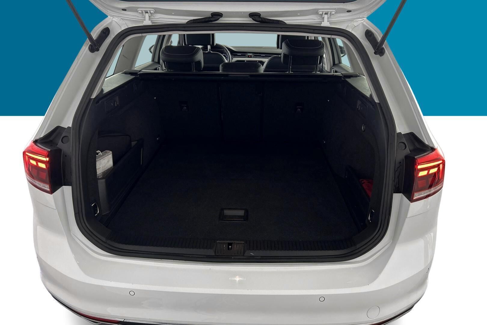 Volkswagen Passat iso kuva 12