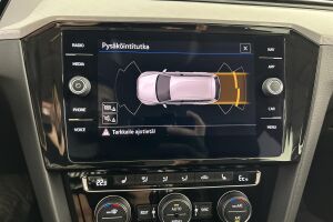 Volkswagen Passat esikatselu 19