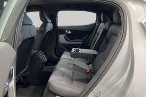 Polestar 2 esikatselu 10