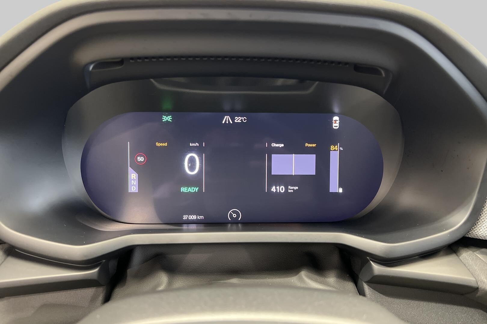 Polestar 2 iso kuva 14