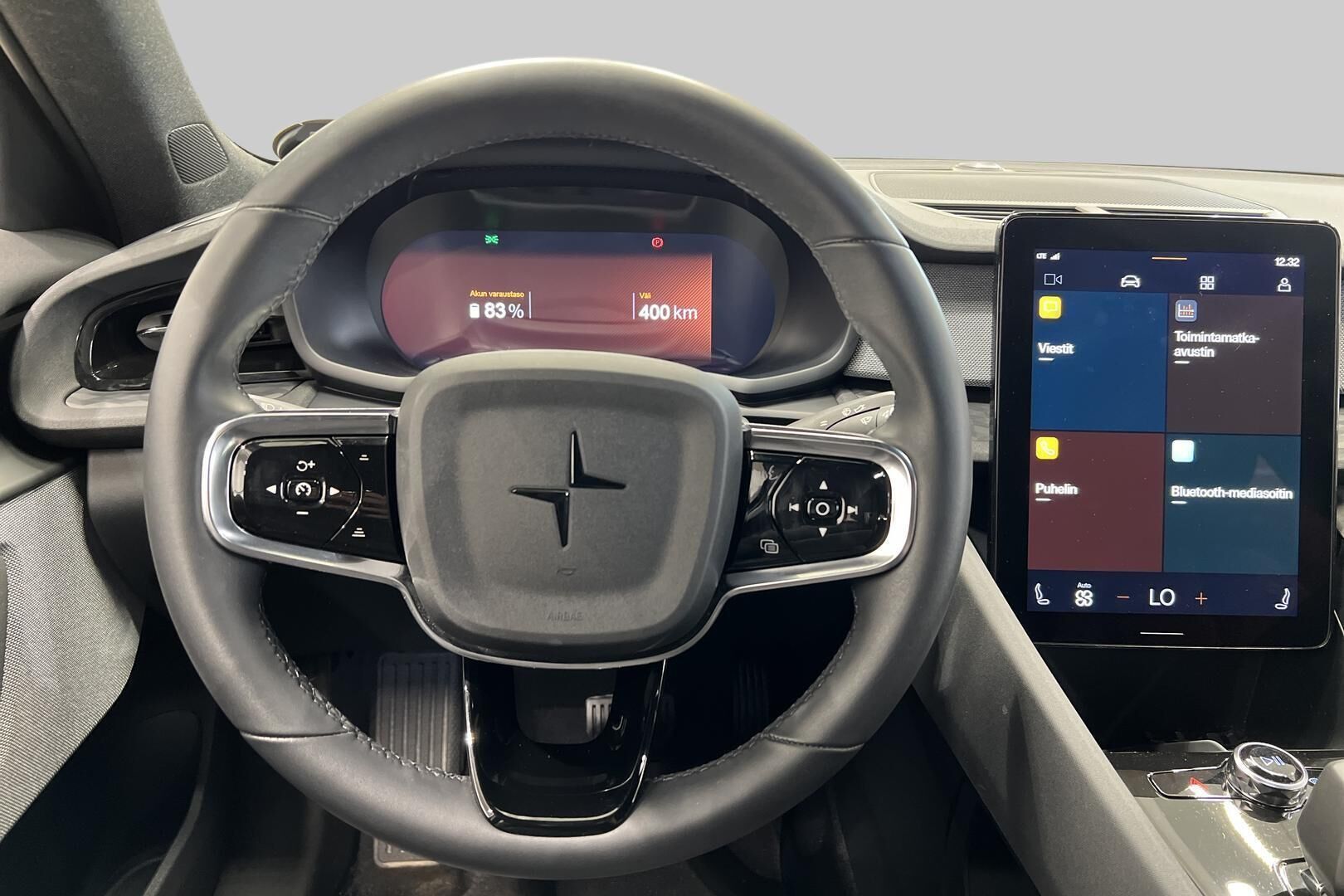 Polestar 2 iso kuva 33