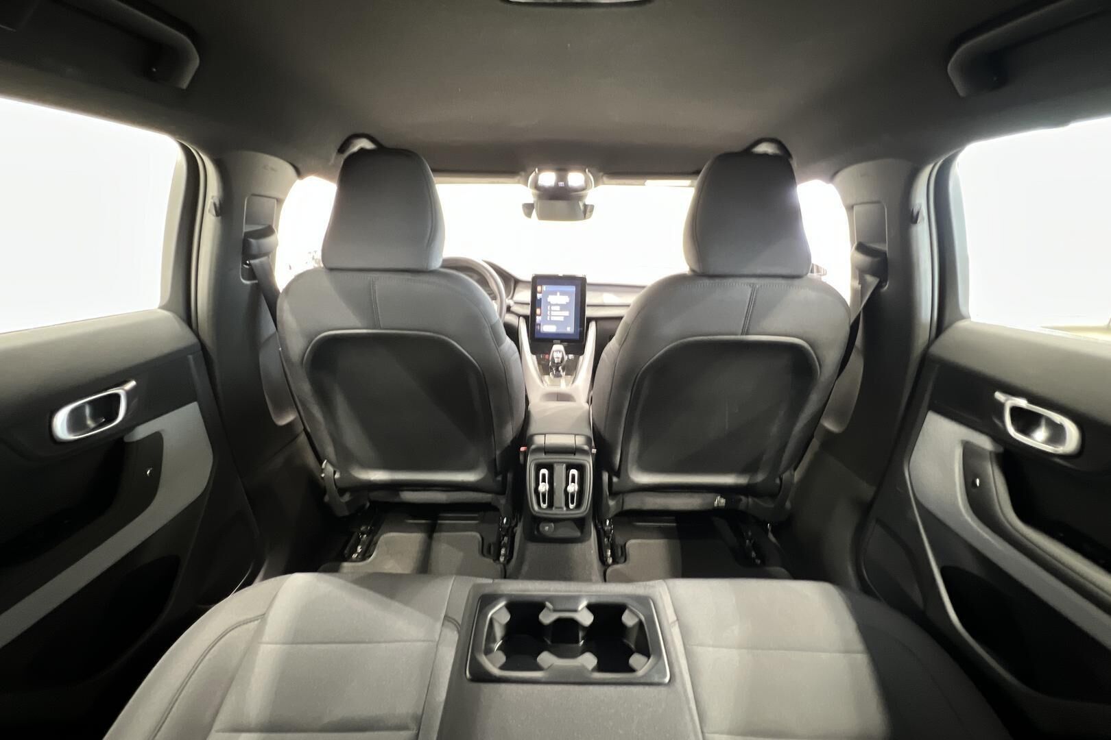 Polestar 2 iso kuva 40