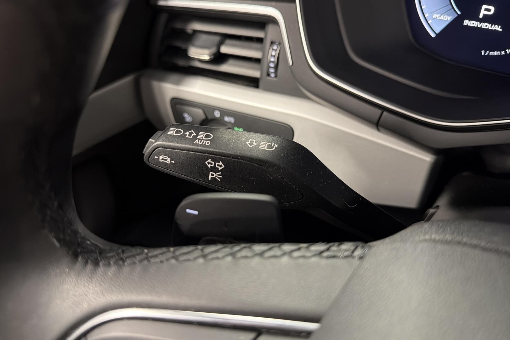 Audi A5 iso kuva 17