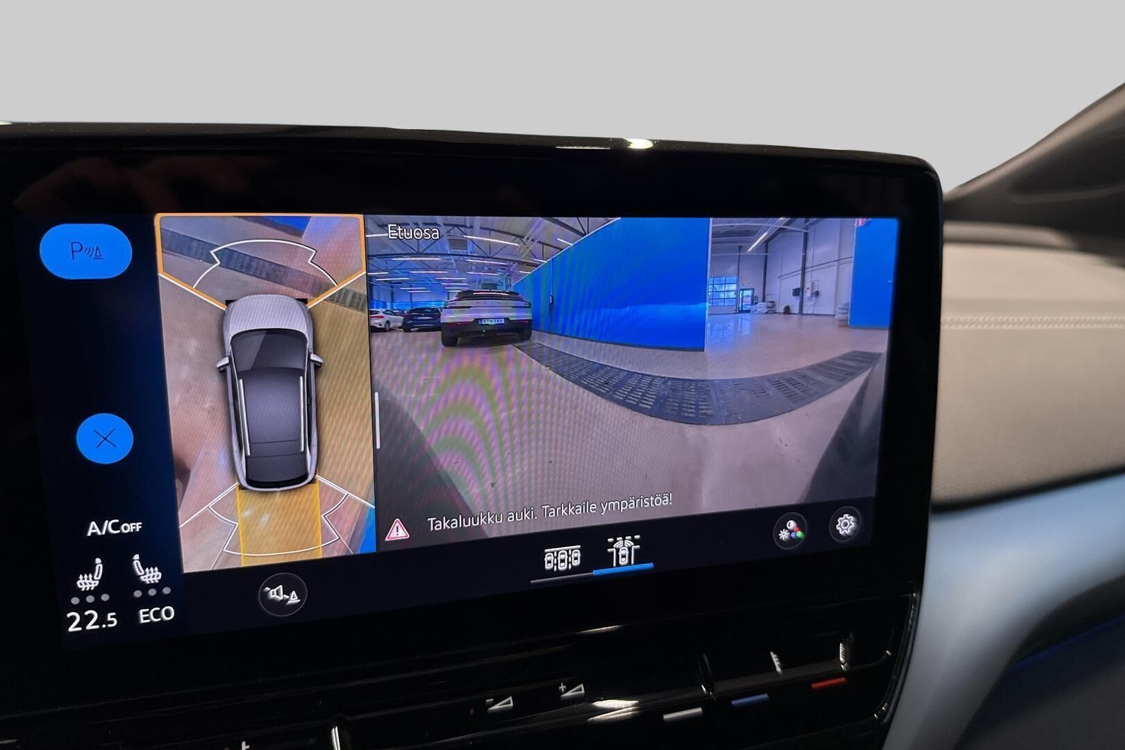 Volkswagen ID.4 iso kuva 15