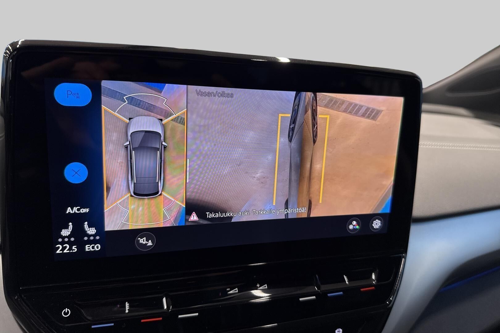 Volkswagen ID.4 iso kuva 23