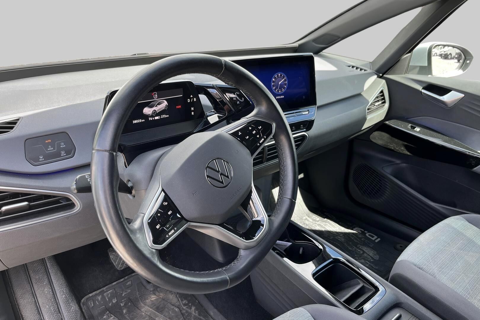 Volkswagen ID.3 iso kuva 2