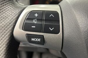 Toyota Auris esikatselu 15